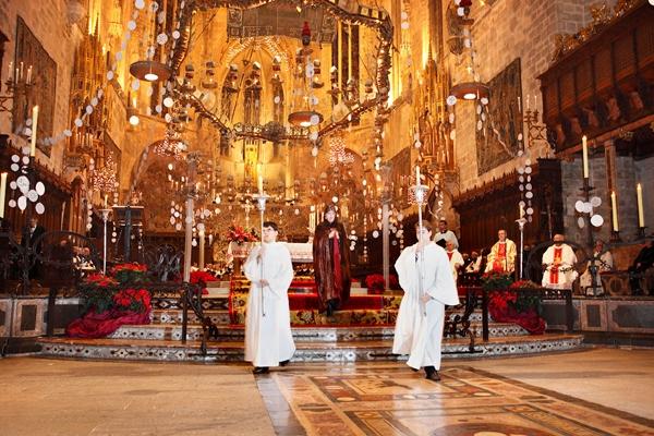 Featured image for “El Canto de la Sibila de Mallorca: Un Viaje a Través del Tiempo y la Espiritualidad Mediterránea”